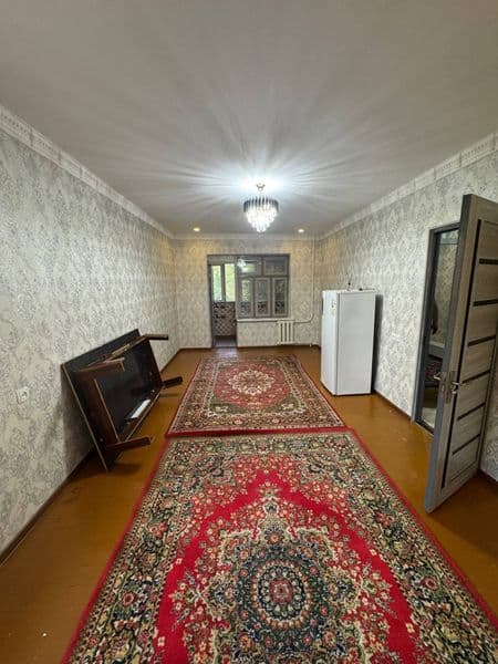 Район - Алмазарский<br />
Ориентир - Сой бой<br />
Комнат - 