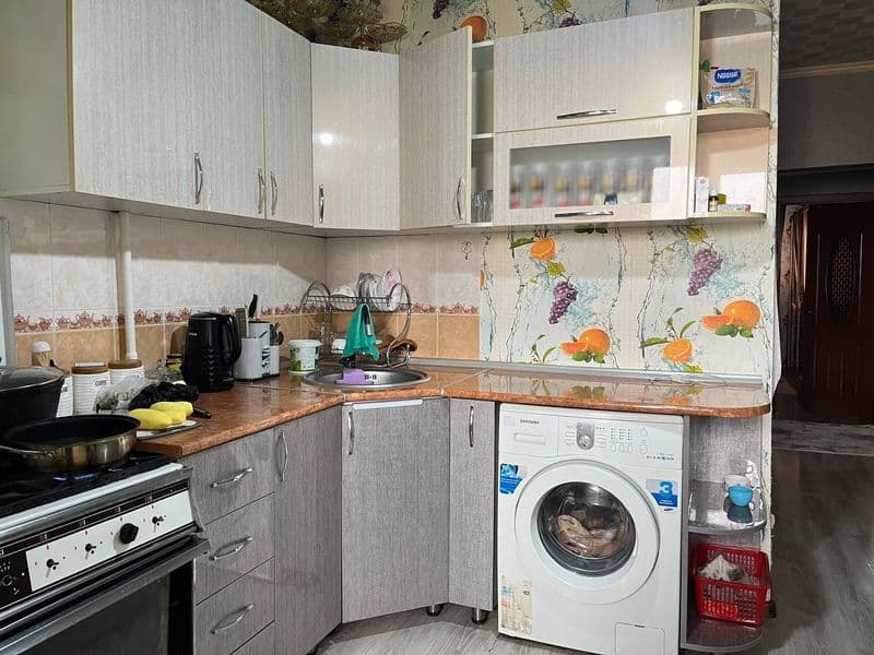 Sergeli 4 da joylashga yarmarka yonida 2 xonali kvartira Bor — фото 4