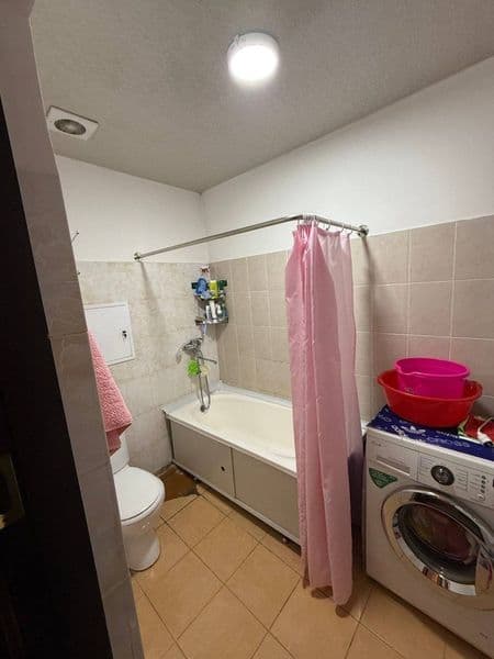 Mirobodda joylashgan 2 xona uy ijaraga beriladi <br />
Oybek