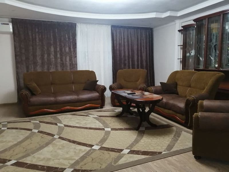 2 сан узла ванная раздельно 3 спальни на втором этаж Хол кух — фото 3