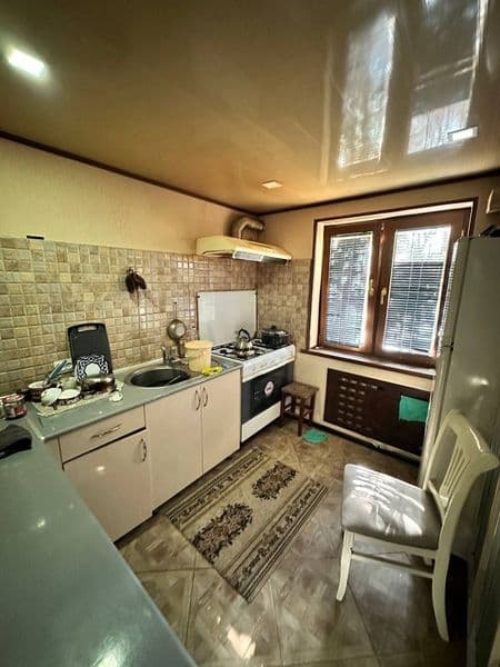 Mirobotda Oybek metro yonida <br />
Ijaraga uy bollarga <br 