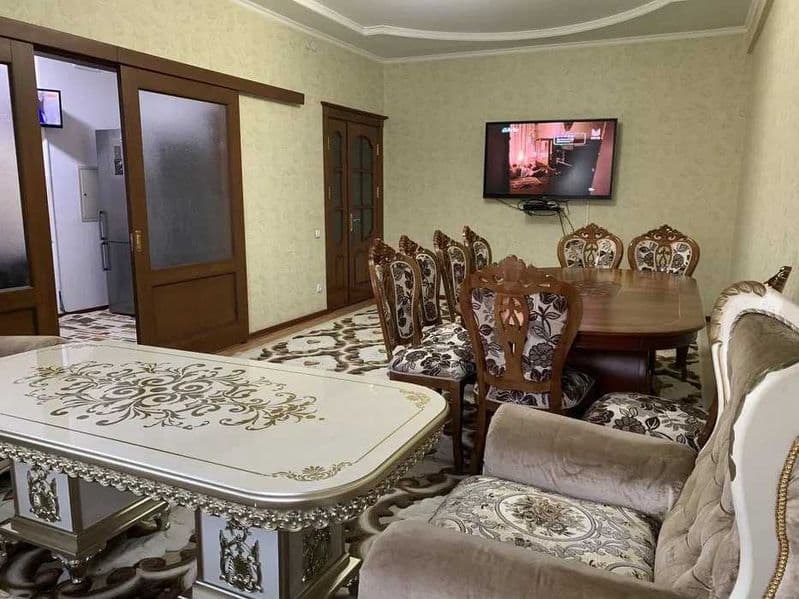 Район: Юнусабадский <br />
Адрес: Метро Юнусабад Универсам б