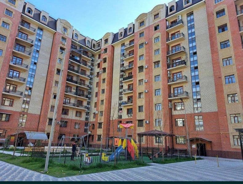 3 хонали 1 этаж 10 этажли дом <br />
Ориентир 8 роддом <br /