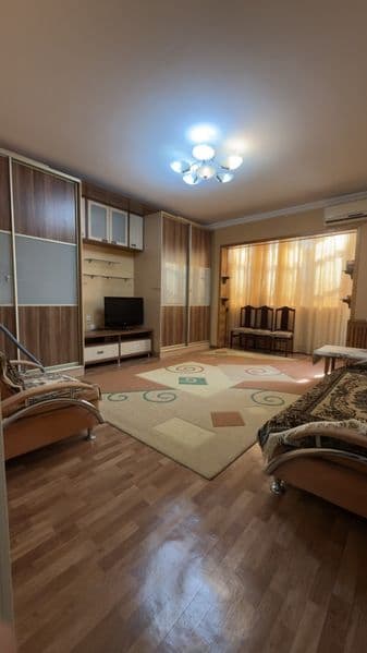 Аренда 3/5/9<br />
Общая площадь 73м2<br />
Паркентский <br 