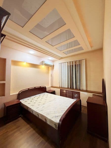 Аренда Квартиры 2в3ком.переделанная,Лифтовая сторона, Балкон — фото 2