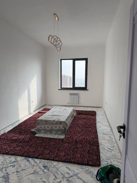 Срочно сдаётся 2-комнатная квартира в новостройке на Урикзор — фото 3