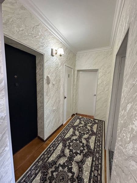 Metroga yaqin joyda, yangi remont qilingan, oila yoki studen