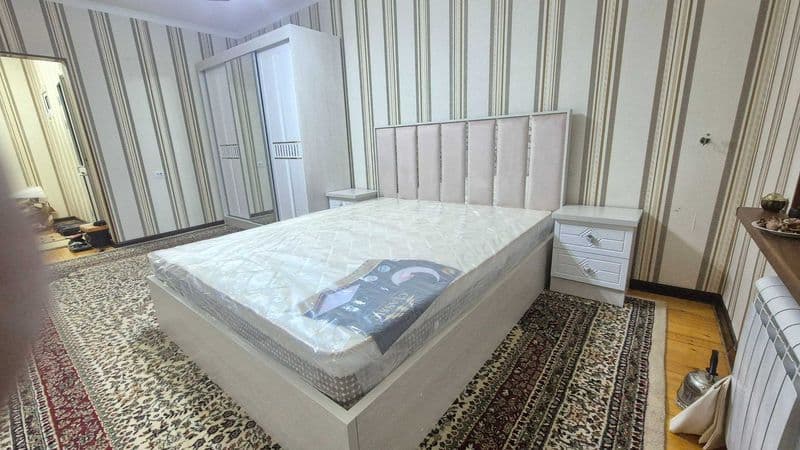 Аренда<br />
Тахтапуль,сзади Динамо<br />
<br />
Комнат-5(3+ — фото 3