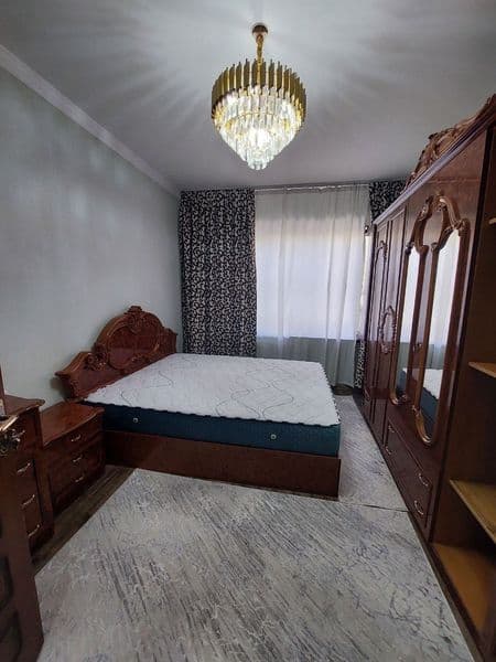 Qoraqamish 2/4  1 xona  yaxshi   uy srochni   topshiriladi  