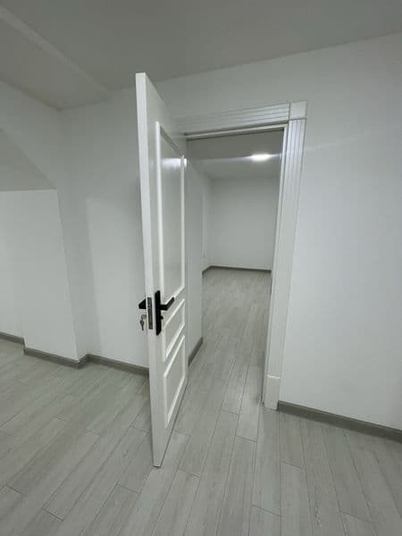 Сдаётся в аренду комнаты с готовым ремонтом под офисы.<br /> — фото 2