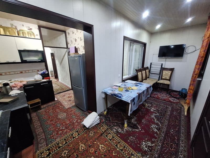 Tansiqboevda 2 xonali kv, remonti yaxshi barcha qulayliklati