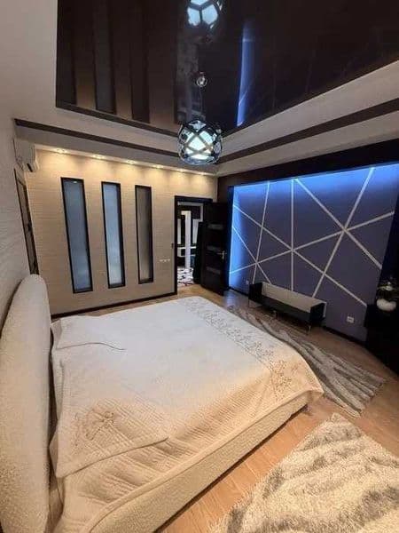 Район: Чиланзарский<br />
Адрес: Новза Метро <br />
<br />
• — фото 2