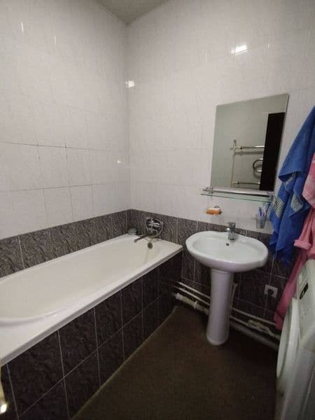 Ijara. Faqat qizlarga. Òqidigan yoki ishlaydigan.<br />
Toza — фото 4