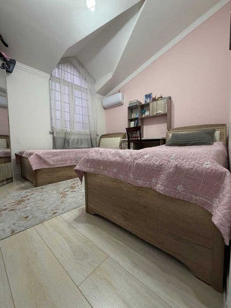 • Комнат: 5<br />
• Этаж: 8<br />
• Этажность: 9<br />
• Пло — фото 3