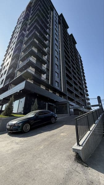 Сдаётся 2-комнатная квартира в ЖК Vegas Tower на длительный 