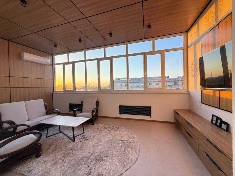 Жилой комплекс: Kazahstan<br />
Комнат: 4<br />
Этаж: 11+1<b