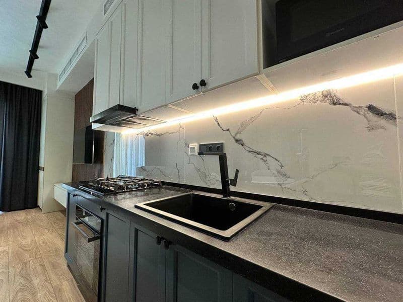 Жилой комплекс: Гарденс<br />
Количество комнат: 2<br />
Эта — фото 5