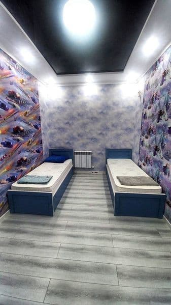 Yakkasaroy tumanida, Oybek metrosi yonida 2 xonali shinam va