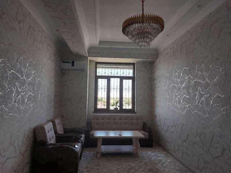 Сдаётся квартира НА Массив Феруза<br />
Город - Ташкент<br /