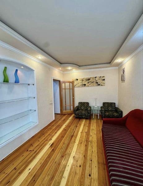 чистая, тёплая и светлая 2-комн квартира на 2 этаже кирпично