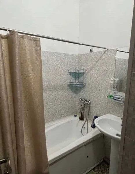 Манзил : Ойбек метро<br />
<br />
- хона 2<br />
- қават 6<b — фото 5