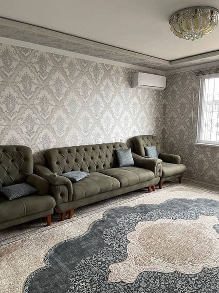 Аренда <br />
<br />
Район: Яшнабадский  <br />
• махтумкули