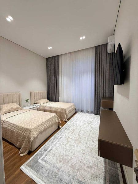 Сдается квартира с красивым ремонтом<br />
<br />
• Район: Ю — фото 4