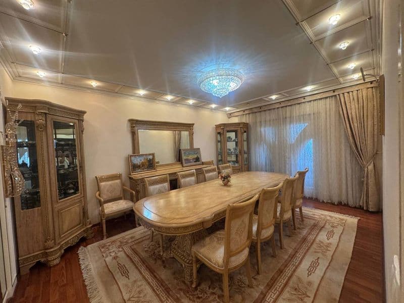 Аренда 5 комнатной квартиры 110 кв.м.<br />
Ул. Катта Мираба