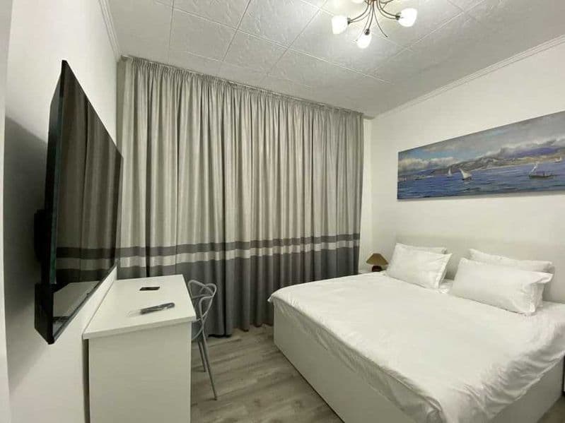 Сдаётся  Квартира впервые!<br />
Ориентир - метро Ойбек<br /