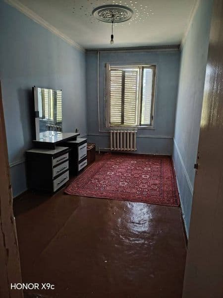 Задевая 2 комнатная квартира массив куйлук 1 2 этаж  4 этажа