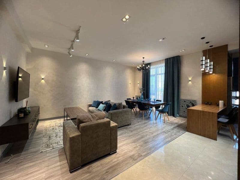 Яккасарайский район <br />
Жк Parisien<br />
3/5/9<br />
125