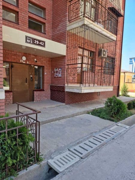 Сдаётся своя шикарная 3х комнатная квартира на первом этаже  — фото 2