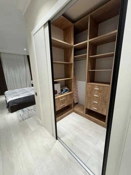 Район: Yunusabad<br />
Адрес: Megaplanet<br />
<br />
Комнат — фото 2