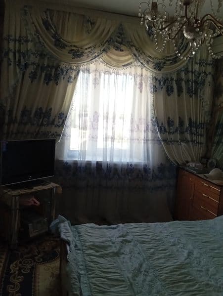 Сдам в аренду 1 комнату в 4 комнатной квартире с хозяйкой. Т