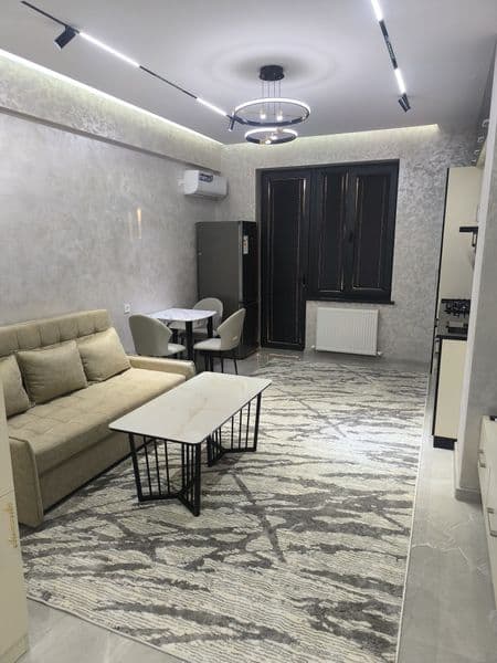 Yangi qurilgan dom 1 xona xamma sharoit bor