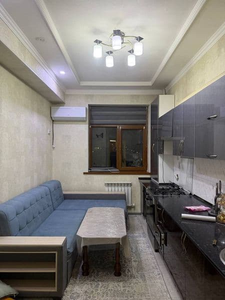 Shayhontohur Rayon<br />
JK. Gulzor Plaza<br />
Orentir ; Ku