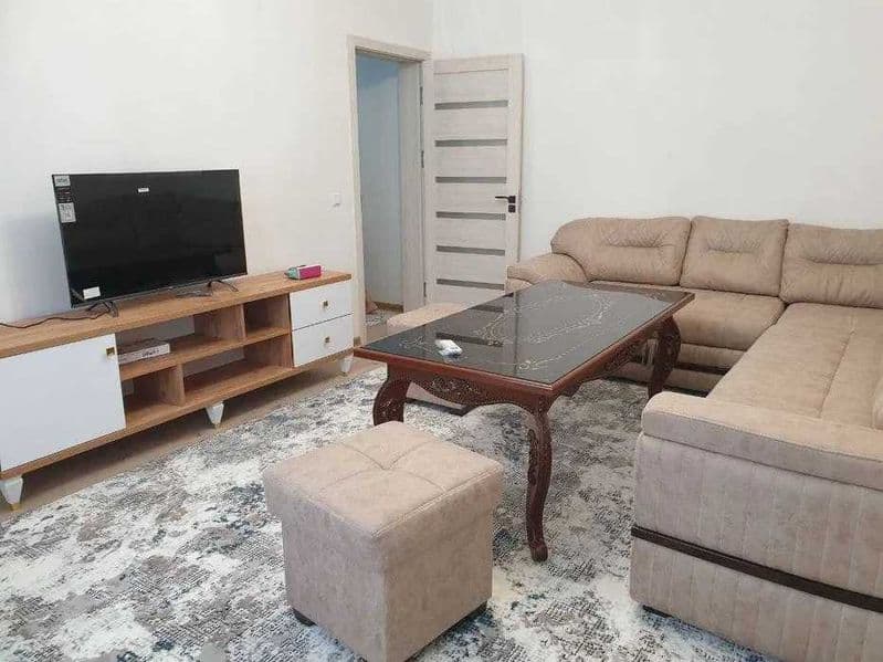 Сдается квартира с красивым ремонтом<br />
<br />
• Район: Ю — фото 2