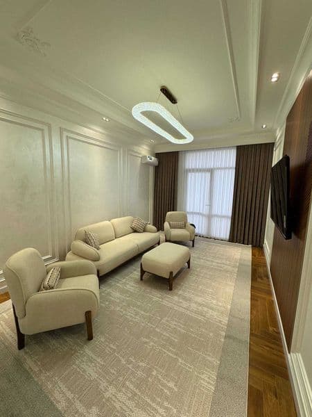 3/8/10 -  1500   НОВОСТРОЙКА<br />
<br />
Адрес: Ц2 ЖК Poyta