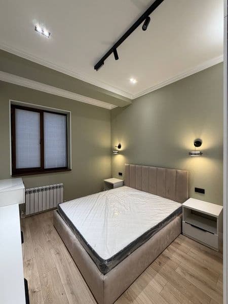 Срочно сдаю 2-х комнатную Новую, Упакованную квартиру.Для се