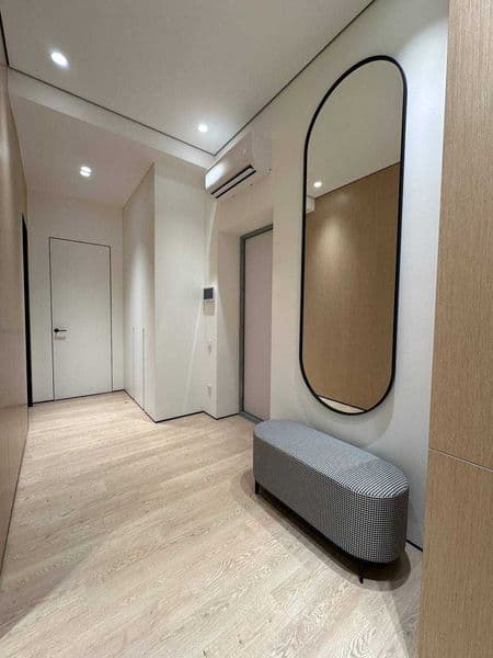 Сдается в аренду современная 3-комнатная квартира в престижн