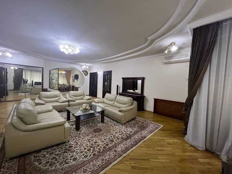 Сдаётся квартира Габус 4/7/7 220 кв. метров в Мирабадском ра