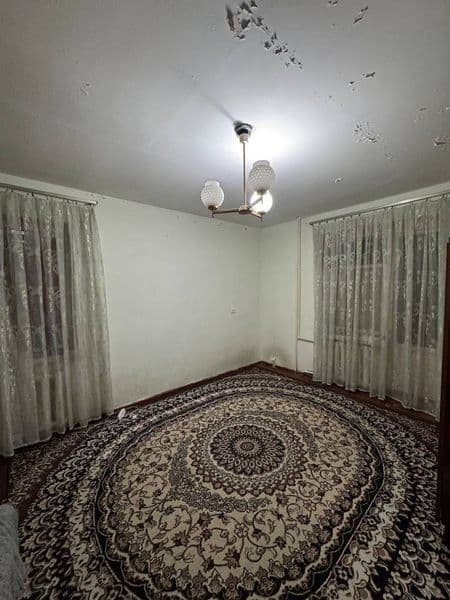 Chilonzor metroga yaqin<br />
singapurskiy ni orqa tomonida<