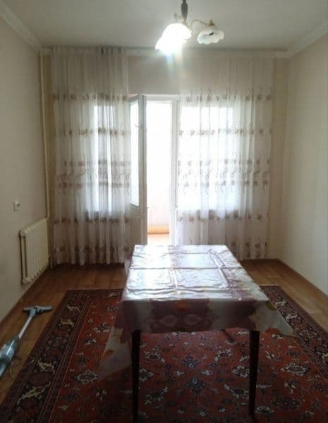 Сдается квартира на Юнусабаде 5 квартал 2/2/4<br />
Ориентир