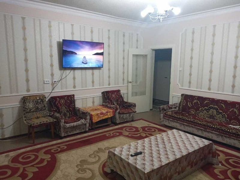 Kvartira Parkentskiy bozorga yaqin, bog'cha va 307-sonli mak