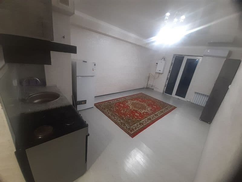 Яшнабод олмос махаллада арендага квартира <br />
1 хонали  2