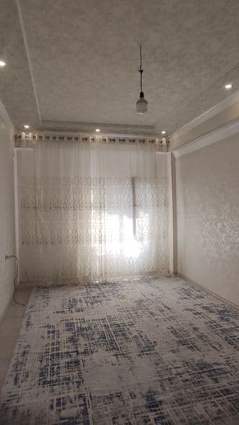 Yashnobotda 1 xona uy<br />
Yashnobod Metrosiga 5minutli yoʻ