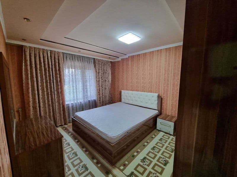 Сдаётся Квартира <br />
на массиве Феруза<br />
район: Мирзо