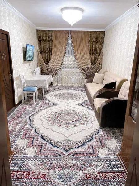 Район: Чиланзарский <br />
Адрес: новза<br />
<br />
Комнат: