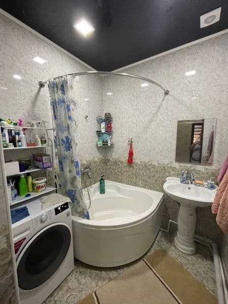 Qizlarga kvartira narmanli akuratni oʻqiydigan ishlaydigan y — фото 3