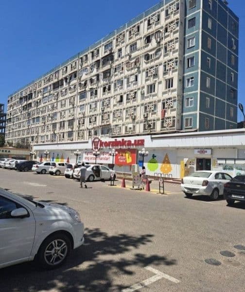 • SHAHAR MARKAZIDAGI HASHAKATLIK KVARTIRALAR<br />
• Tuman: 